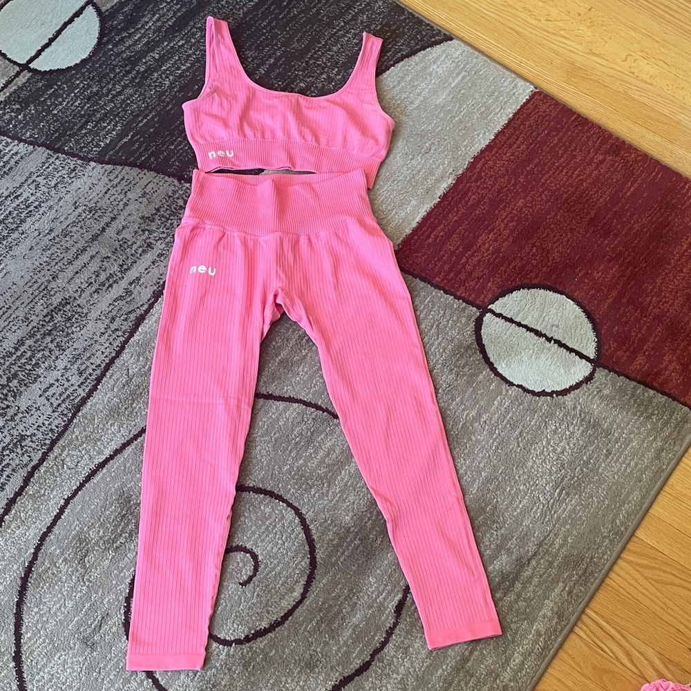 Pink Ribbed Two-Piece Activewear Set